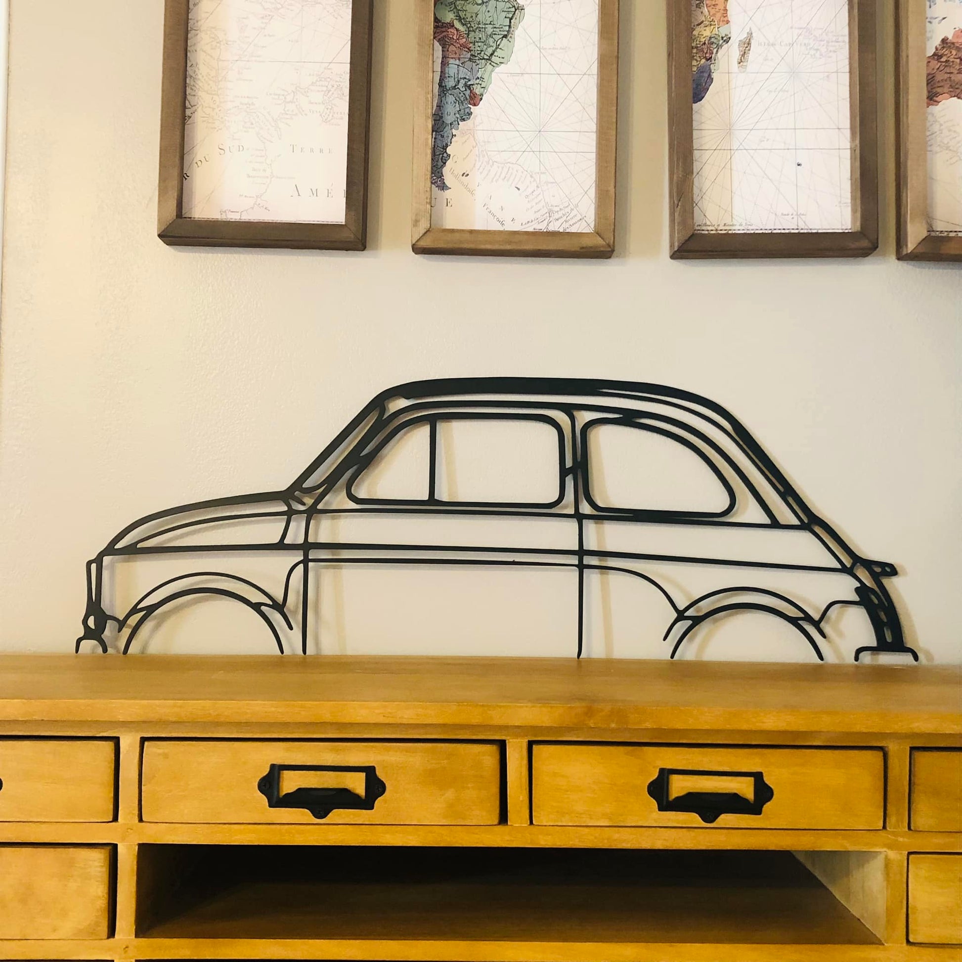Silhouette voiture murale en acier – déco métal profil auto – fabrication française – design épuré