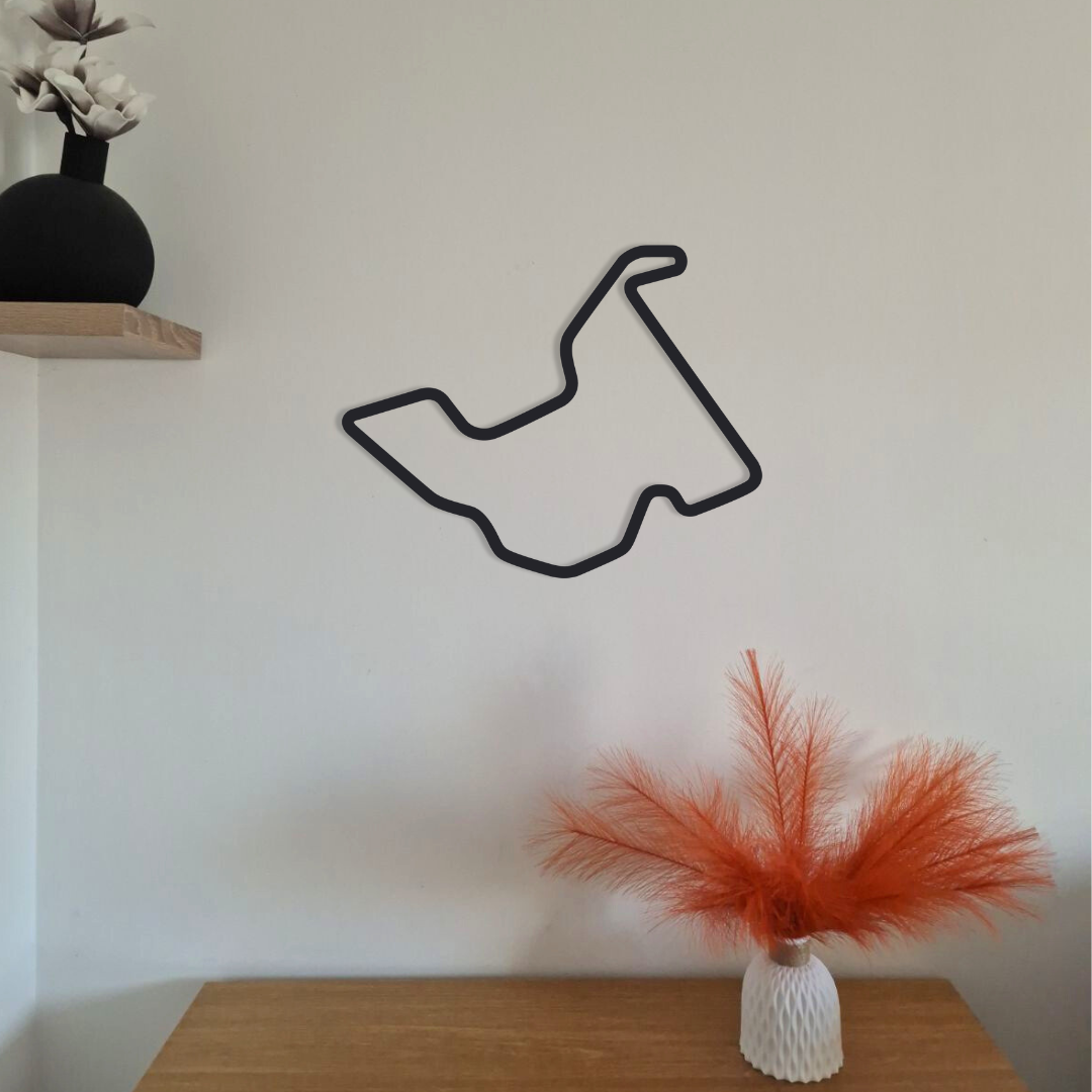 Décoration murale circuits MotoGP en acier – tracés célèbres – fabrication artisanale française – déco motard racing