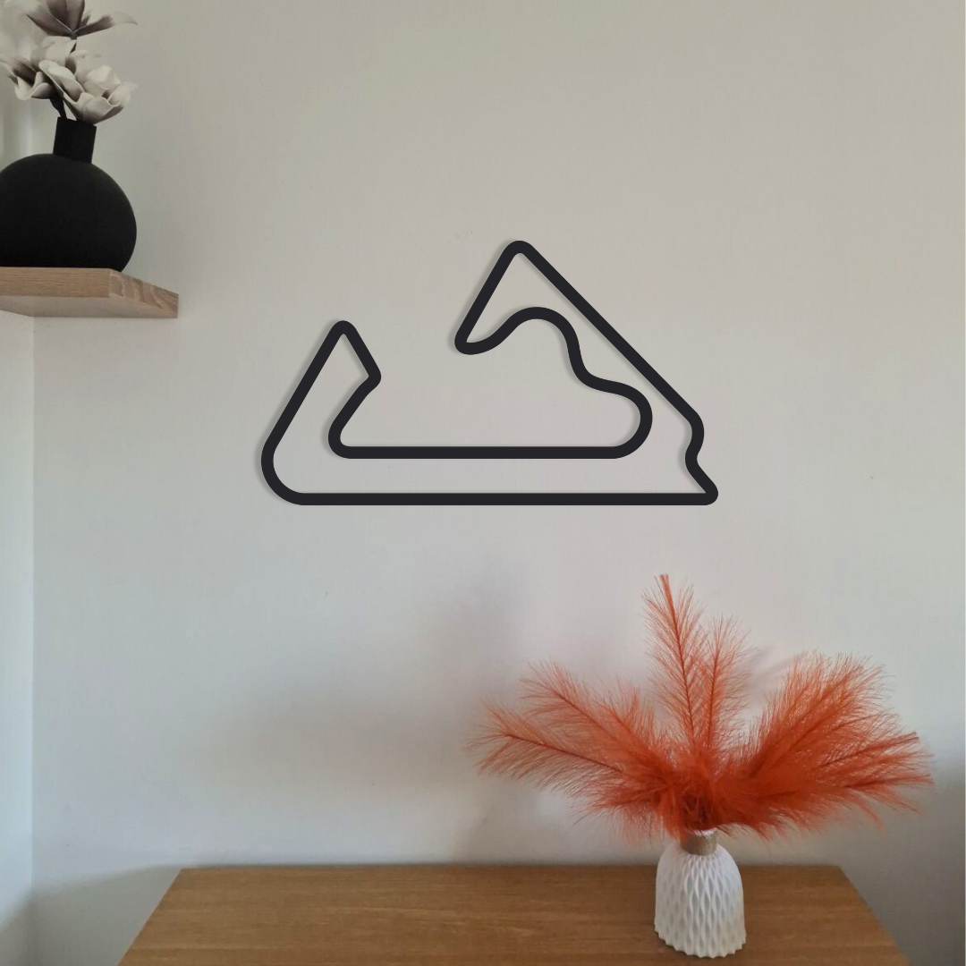 Décoration murale circuits MotoGP en acier – tracés célèbres – fabrication artisanale française – déco motard racing