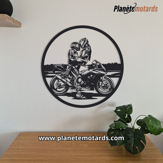 Cadre décoratif mural en acier représentant un couple de motards, format 50 cm, fabrication française