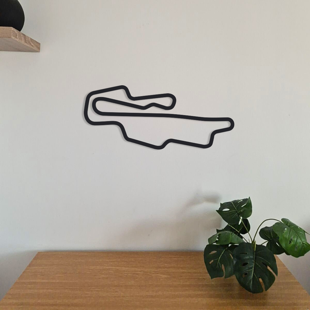 Décoration murale circuits MotoGP en acier – tracés célèbres – fabrication artisanale française – déco motard racing