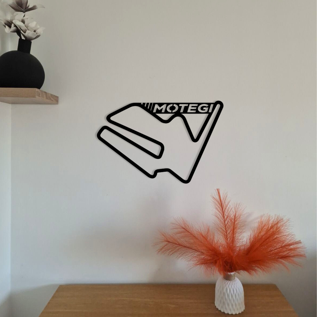 Circuit moto en métal avec texte personnalisé – déco murale – fabrication française artisanale