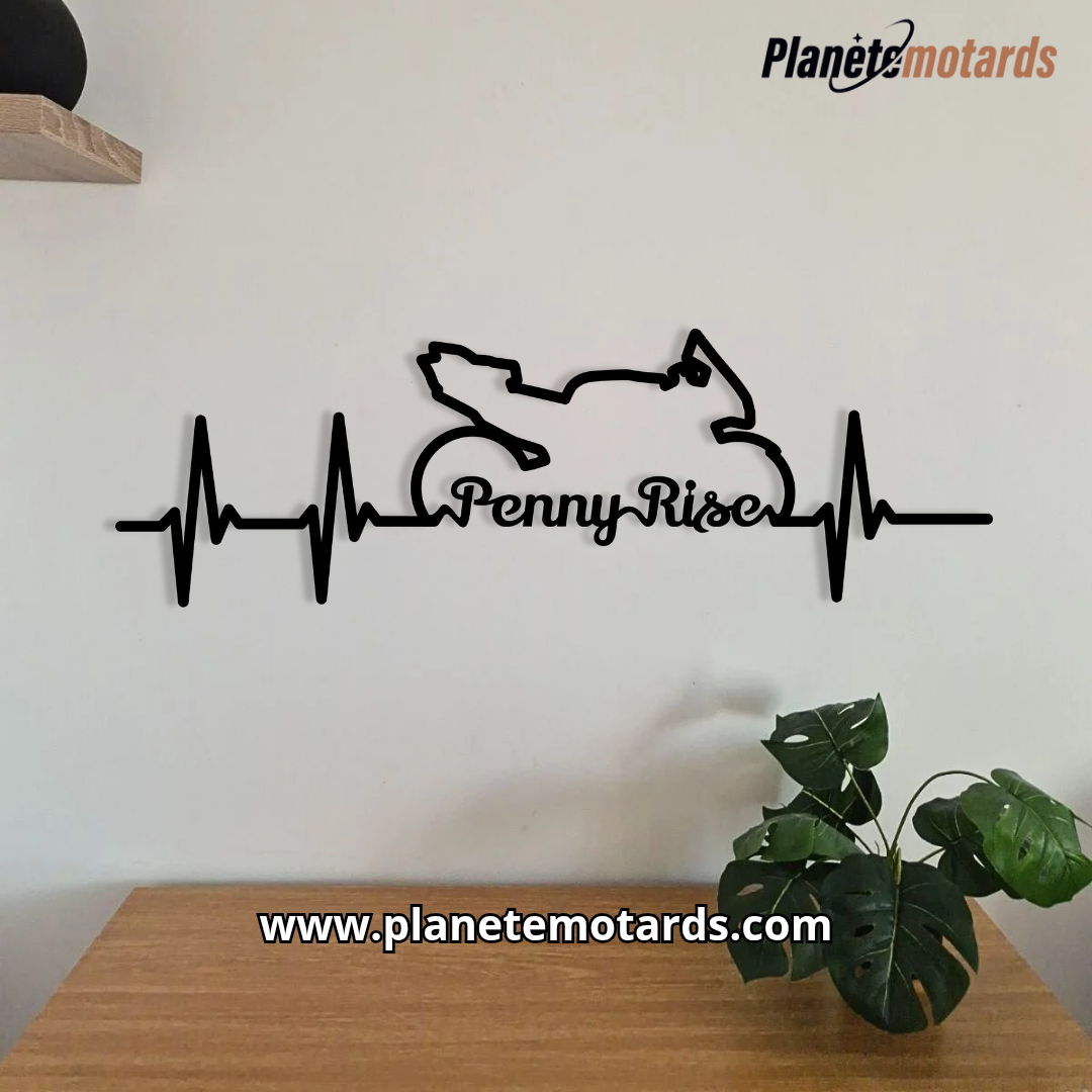 Décoration personnalisée battement moto avec prénom – métal 60 cm – Fabrication française – Idée cadeau motard