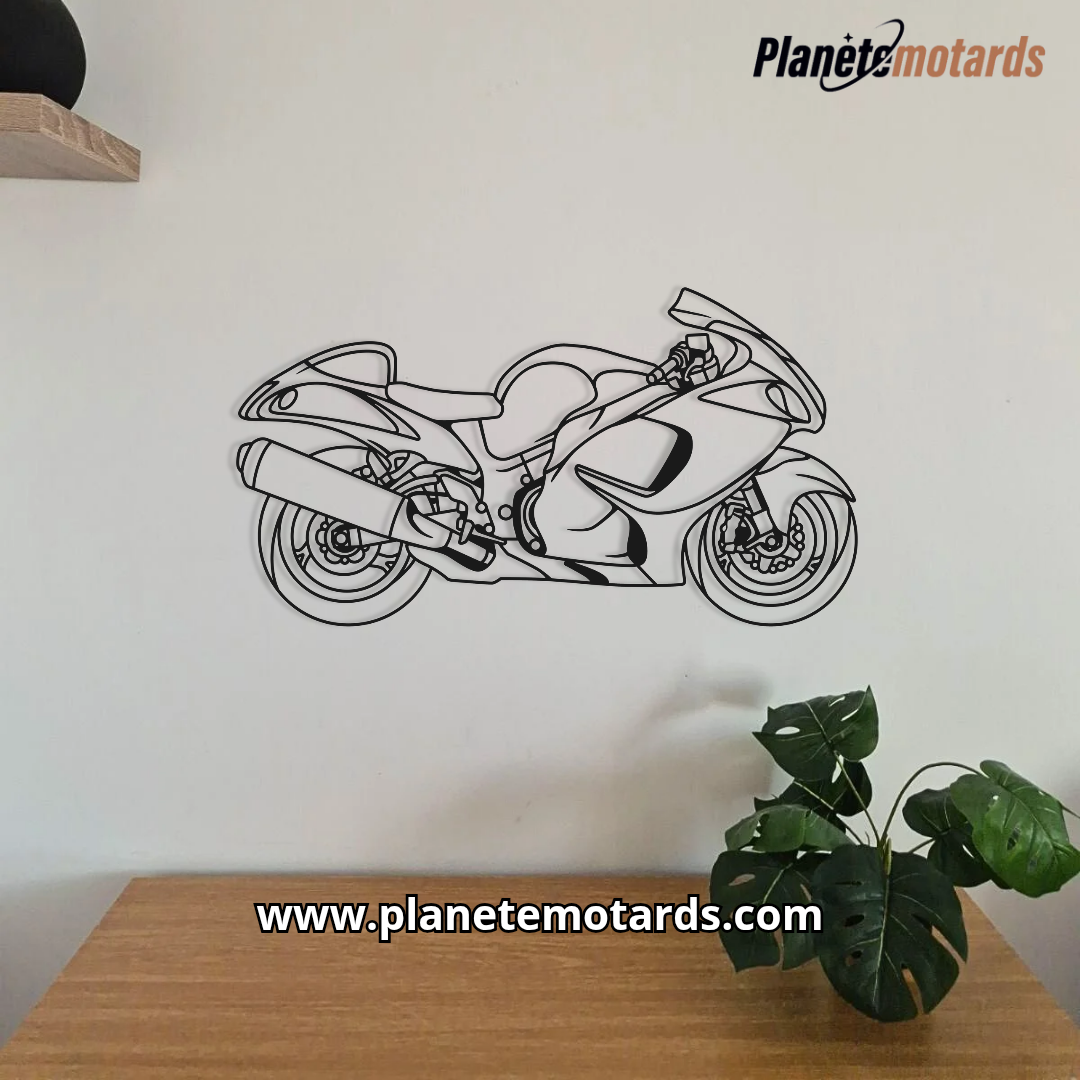 Création sur mesure en acier – décoration personnalisée moto, auto, logo – fabrication artisanale française
