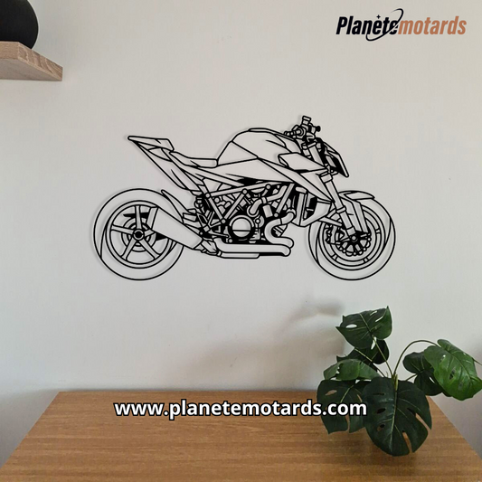 Moto du mois en acier PREMIUM